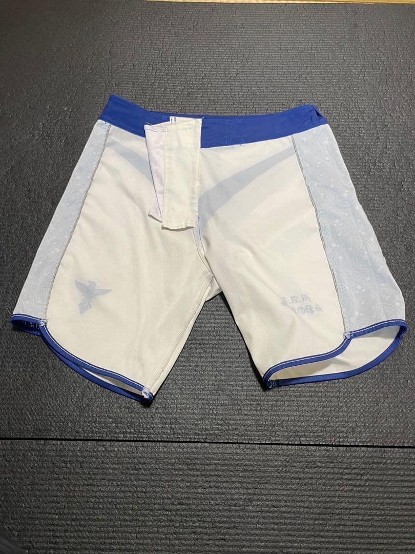 26インチ M.A.D SPORTS フィジーク サーフパンツ 競技用