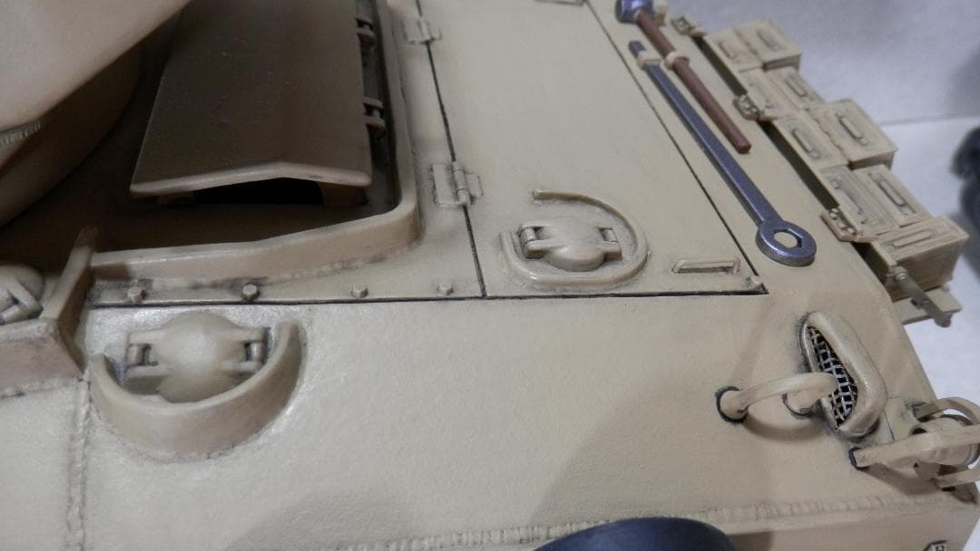 RC戦車 1/16スケール M51スーパーシャーマン　組立済み