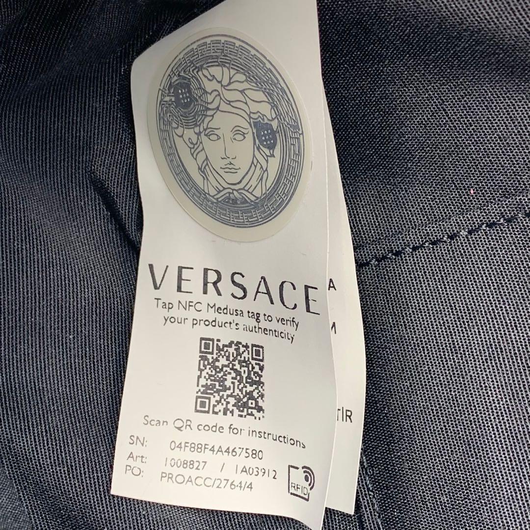 未使用保管品 ヴェルサーチ メデューサ チェーン ショルダーバッグ カメラバッグ