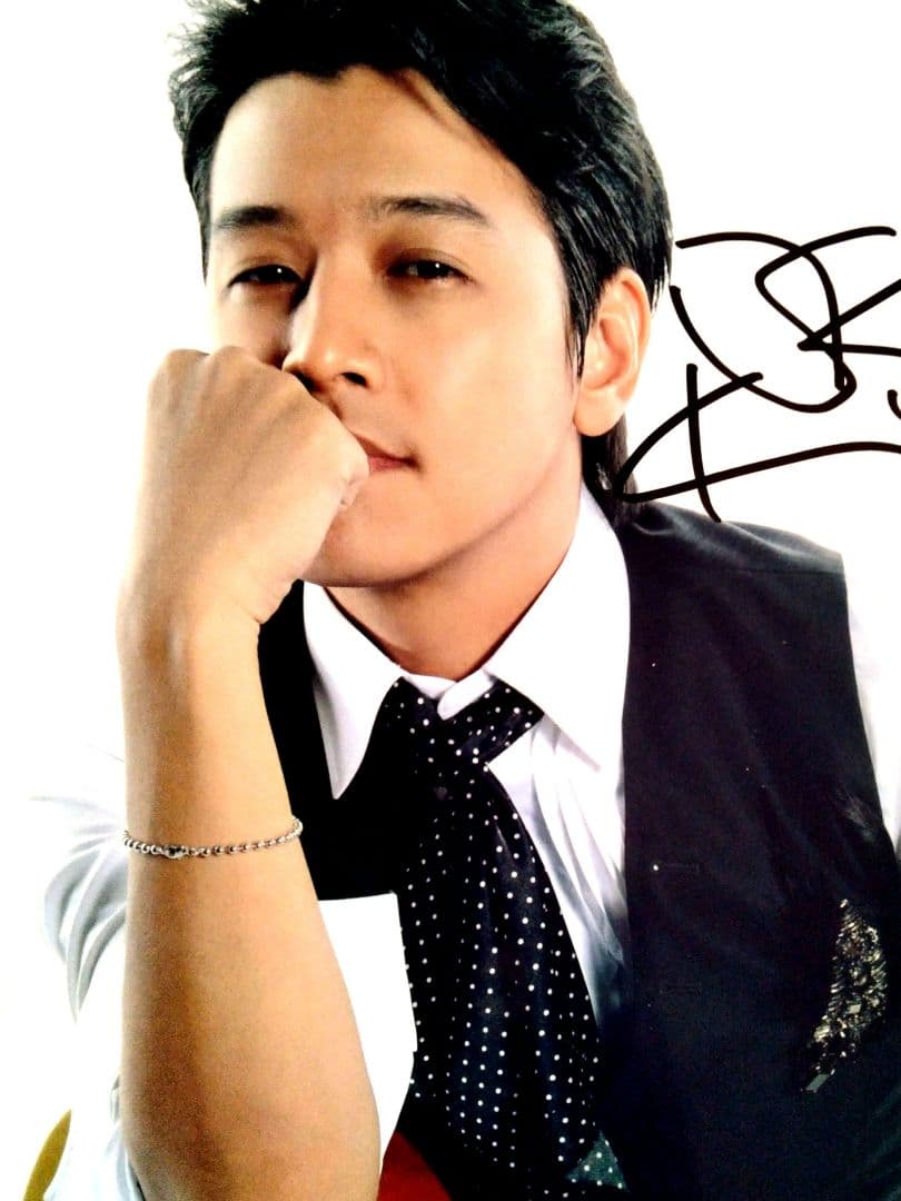 セール中…リュ・シウォン直筆サイン入り超大型写真… Ryu Siwon