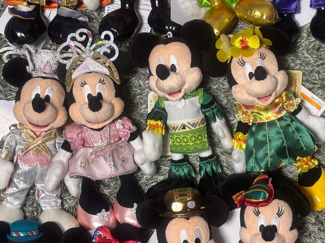 ミッキーミニー ドナルド デイジー ぬいぐるみバッジ