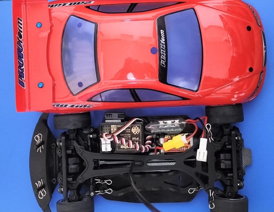 NRX-18 ラジコンカー！