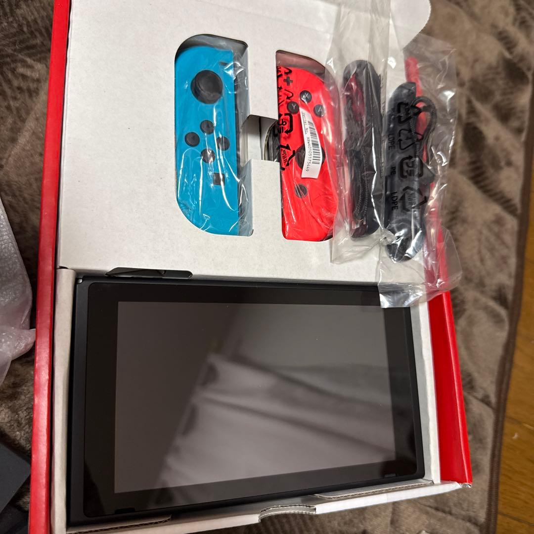 S*様 NintendoSwitch バッテリー強化版 即購入不可