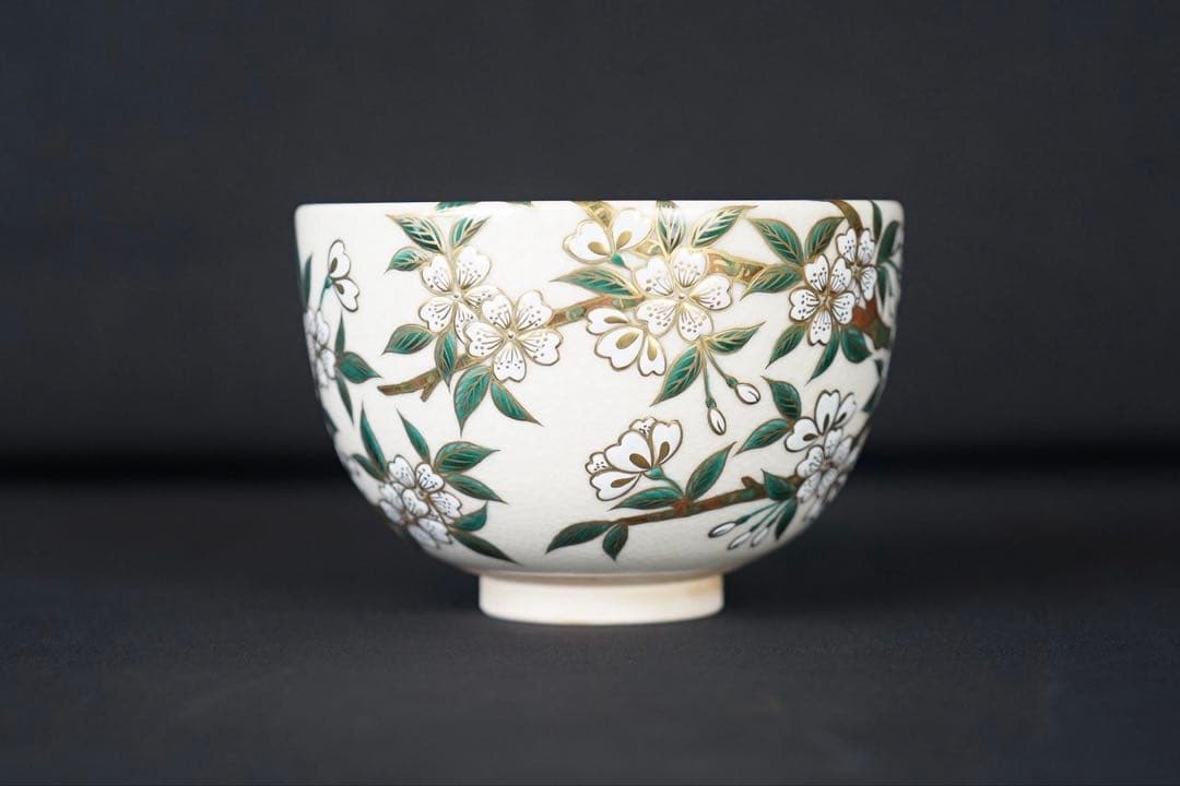 杉田祥平 清閑寺窯 色絵桜花ノ画 茶碗 共箱 共布 栞 茶道具