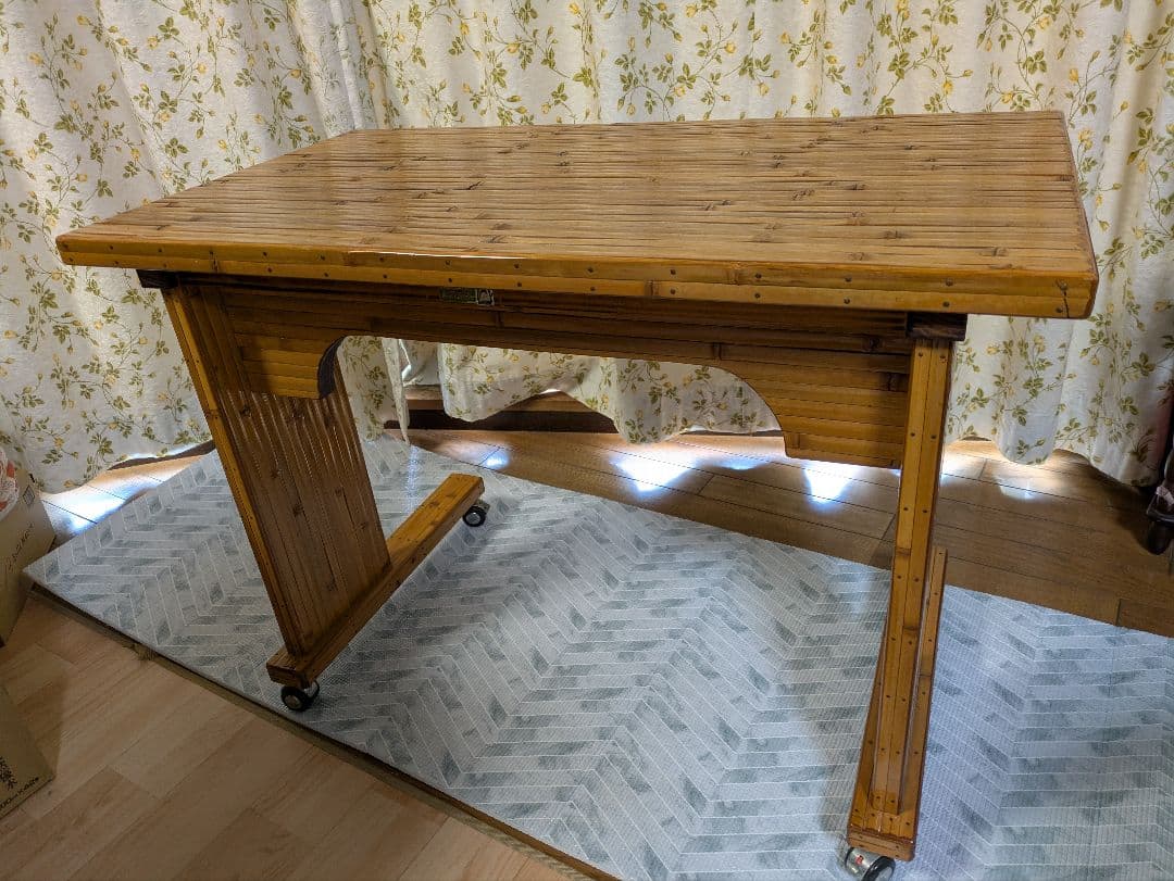 梅里竹芸 キャスター付テーブル