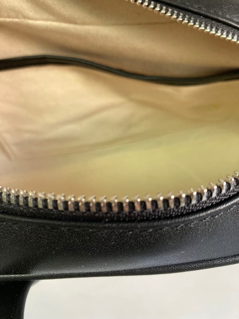 Tout y est ハンドバッグ