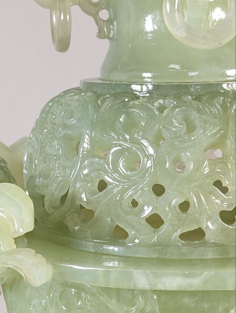 未使用　岫玉　天然石　特大香炉　遊環 龍 干支 透かし彫り 浮彫り 手彫り波唐草