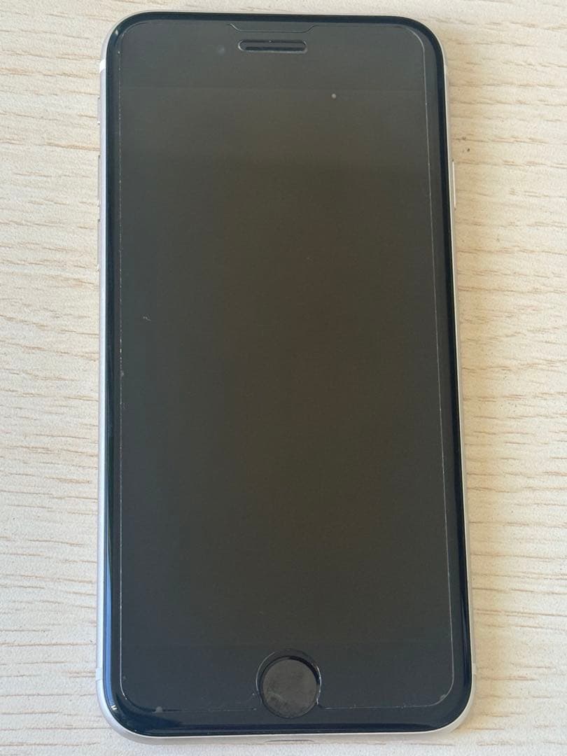 極美品 iPhoneSE3 128GB スターライト