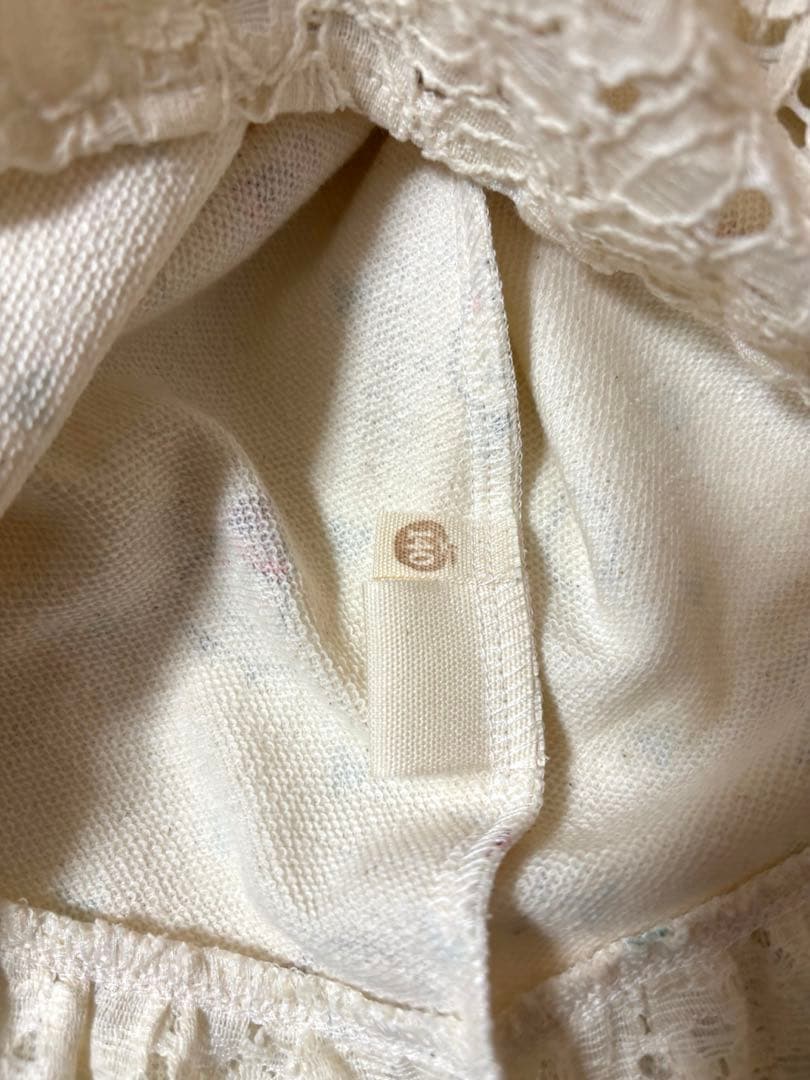 クリームパンページになります。