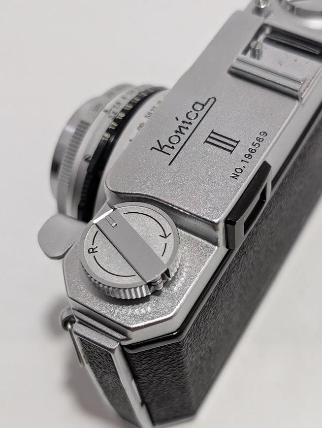 【完動・美品】 KONICA Ⅲ 48mm F/2.4 レンジファインダーカメラ