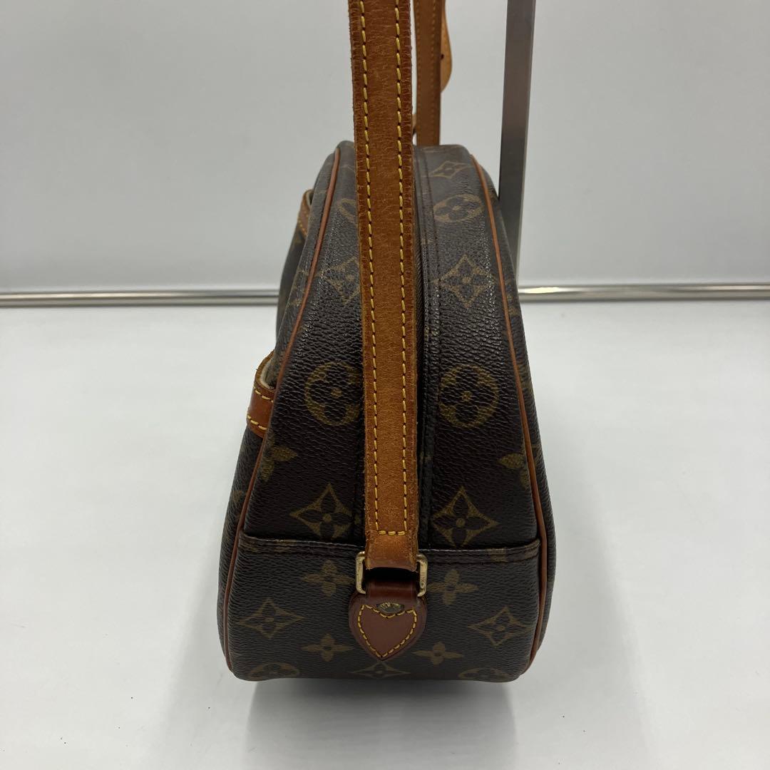 ルイヴィトン ブロワ モノグラムサンリス ショルダーバッグ