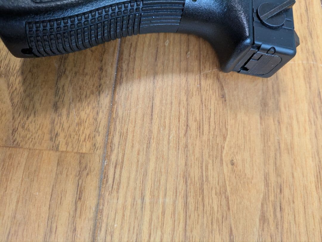 東京マルイ Glock 18C ブローバックガスガン　フルセミ切り替え