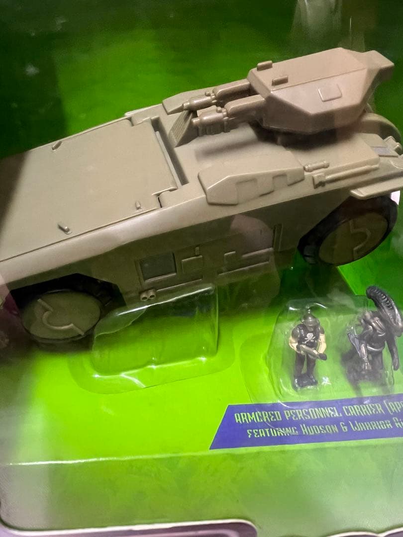 ガルーブ Alien エイリアン apc マイクロマシーン フィギュア