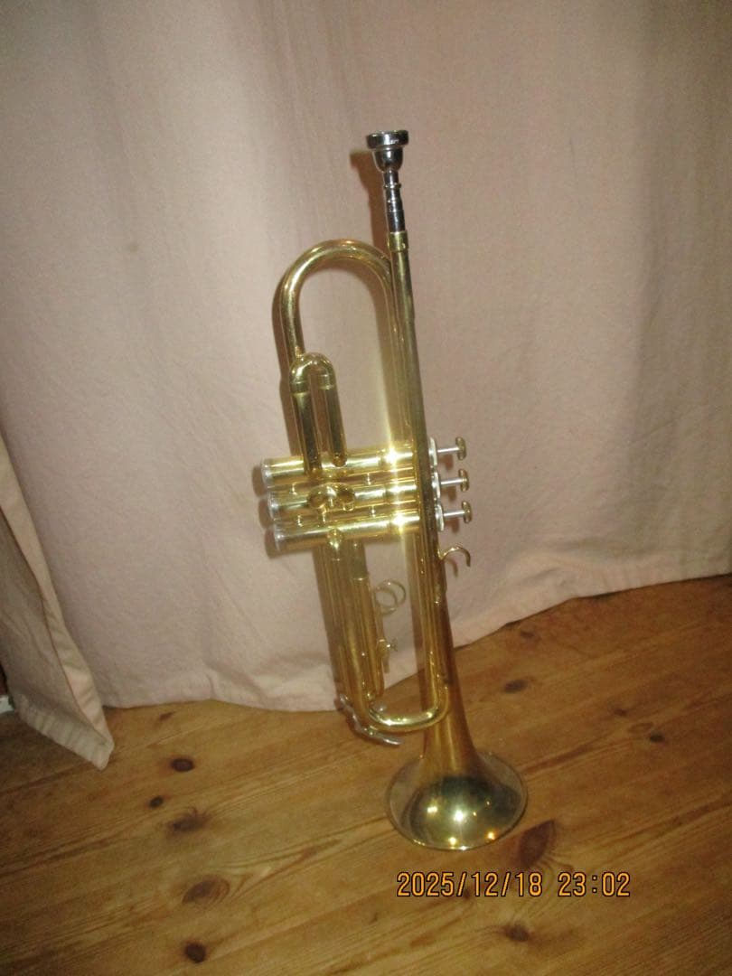 Canon IXY 200 シルバー デジタルカメラ　ジャンク