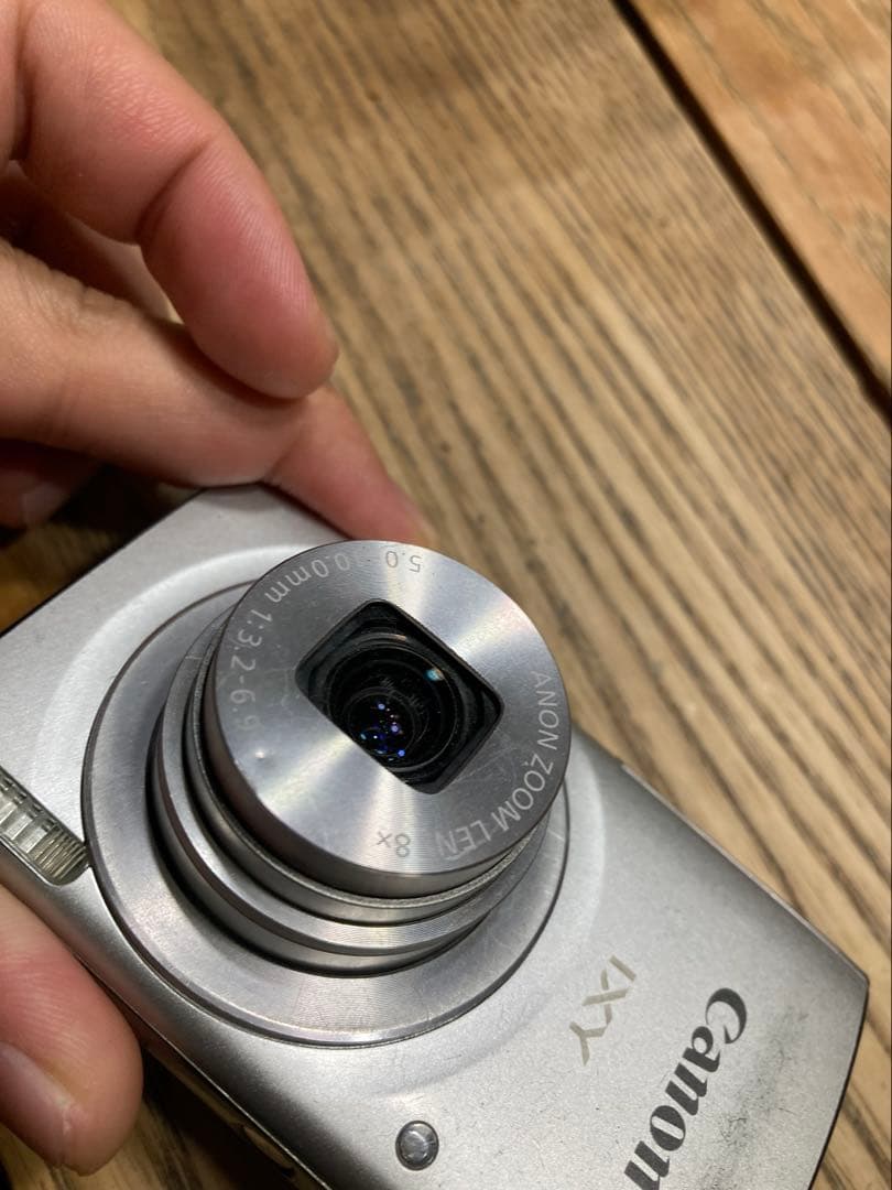 Canon IXY 200 シルバー デジタルカメラ　ジャンク