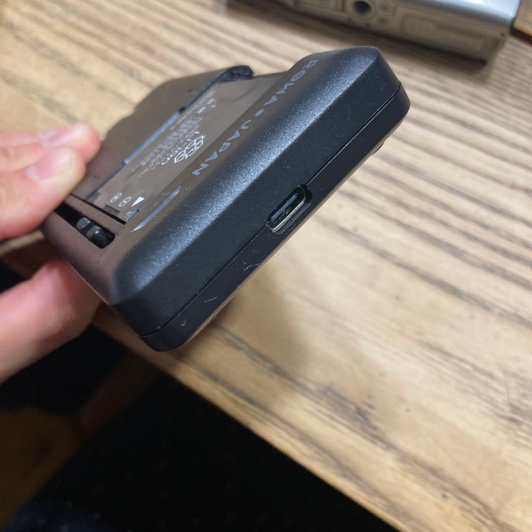 Canon IXY 200 シルバー デジタルカメラ　ジャンク