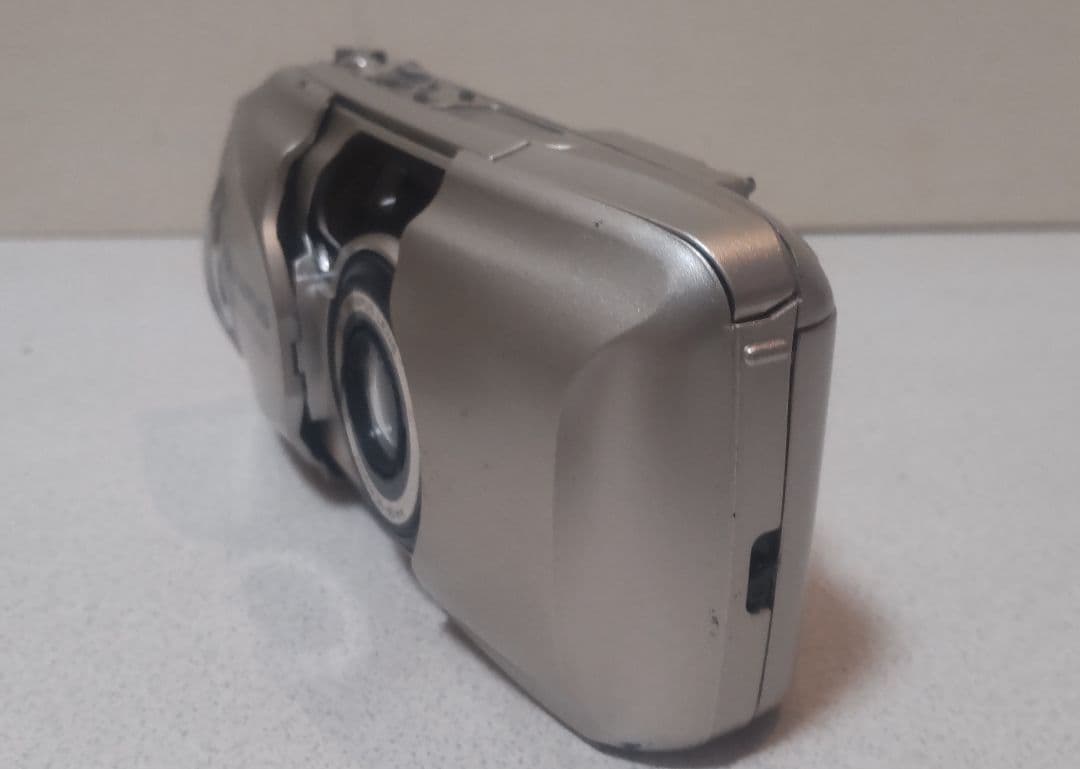 オリンパス μ(ミュー)-II ZOOM