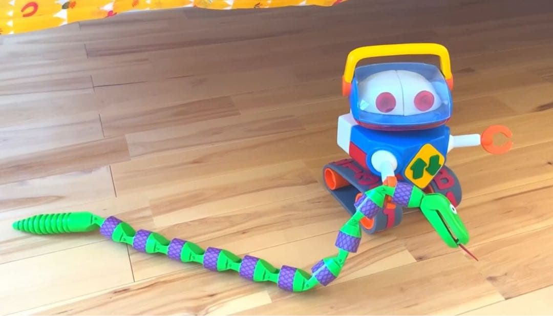 トイストーリー スネーク 絶版 実物大