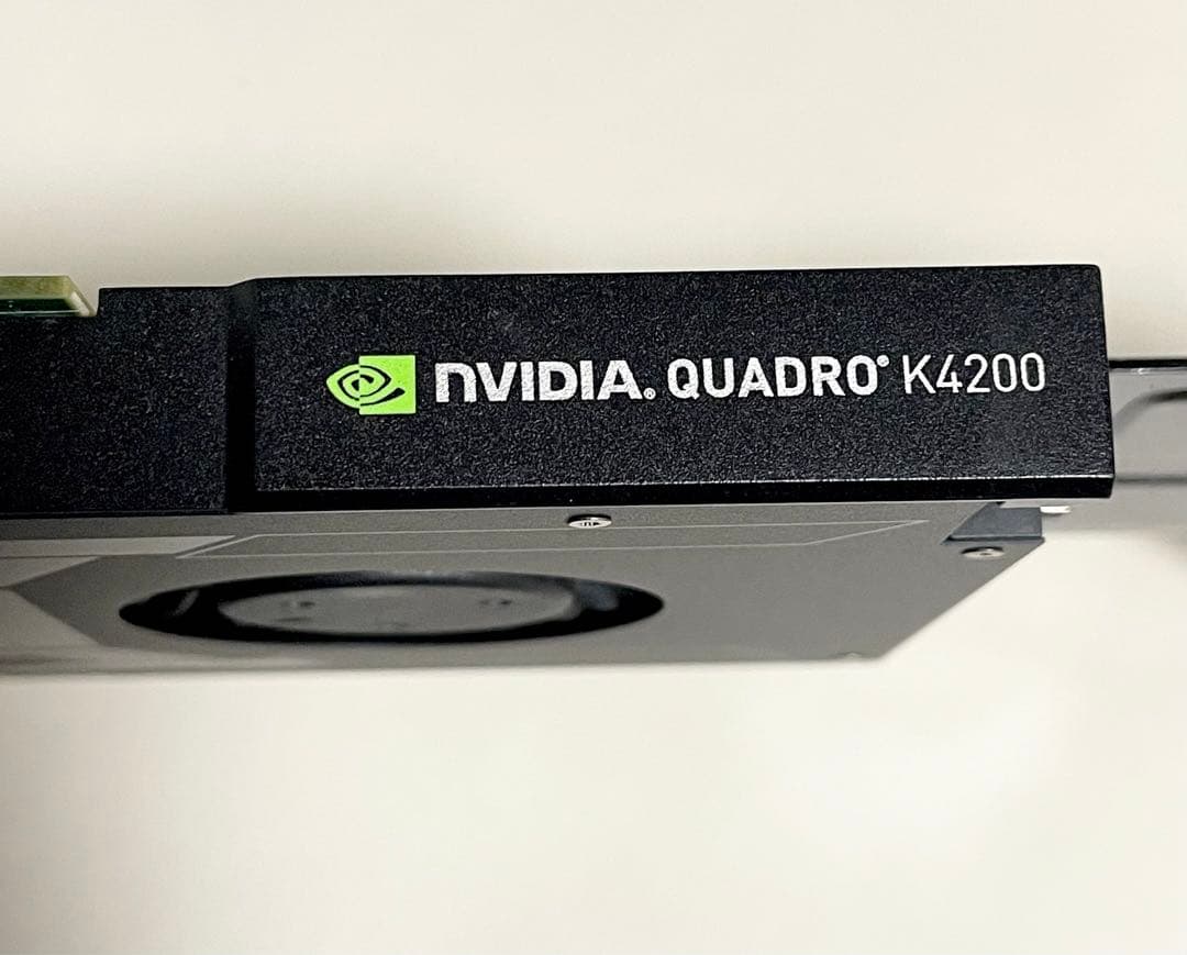 NVIDIA Quadro K4200 グラフィックボード 動作品！！