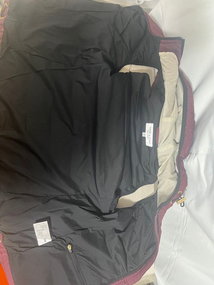 定価7.4万 MARK & LONA カモフラ ダウンベスト 38 ボルドー