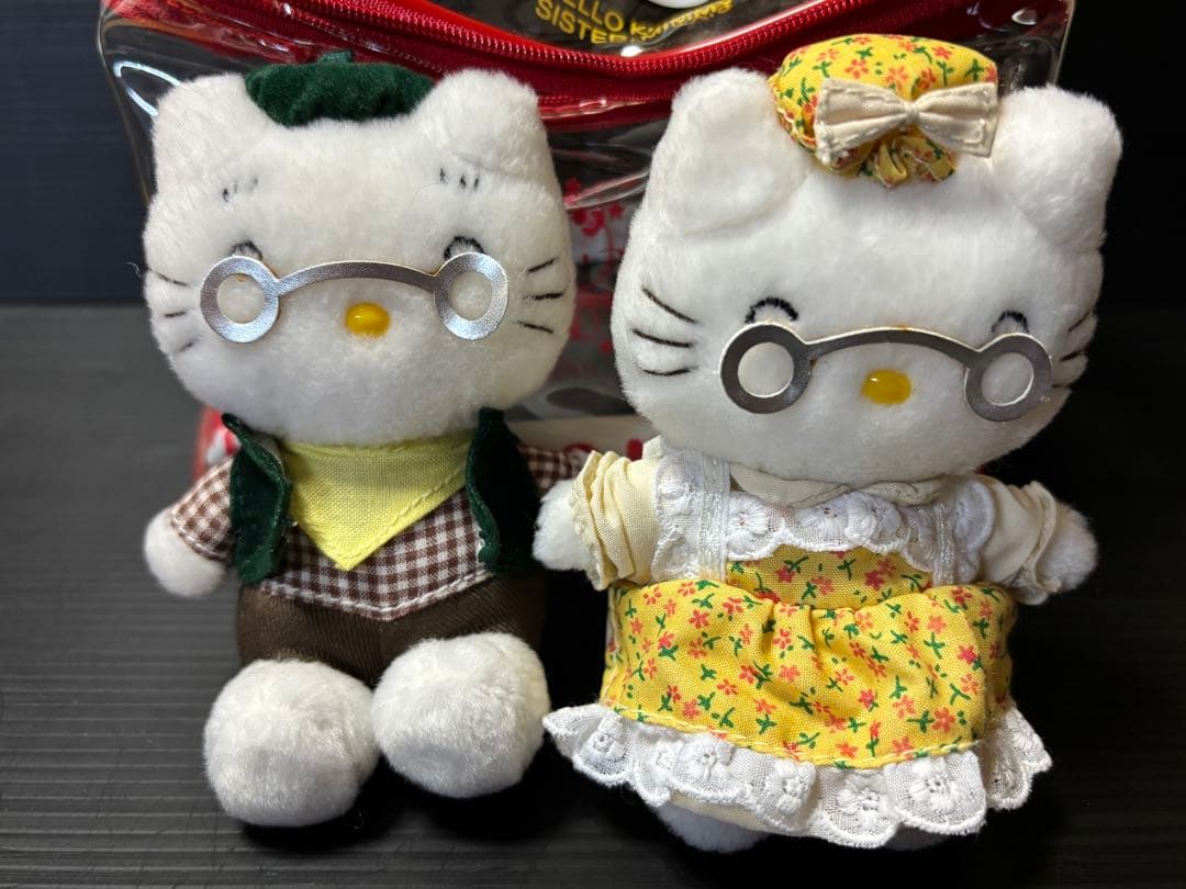 ハローキティ25周年 キティズファミリー　ぬいぐるみ　1999 レトロ　希少