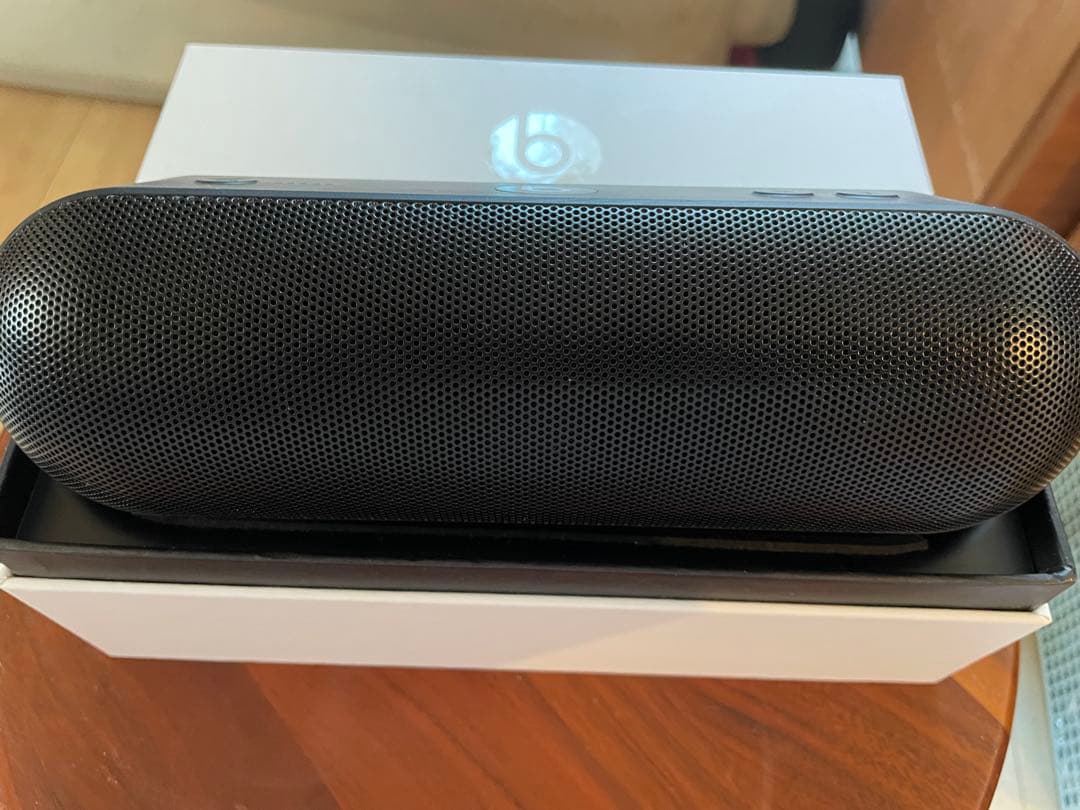 Beats pill+ ポータブルスピーカー ブラック