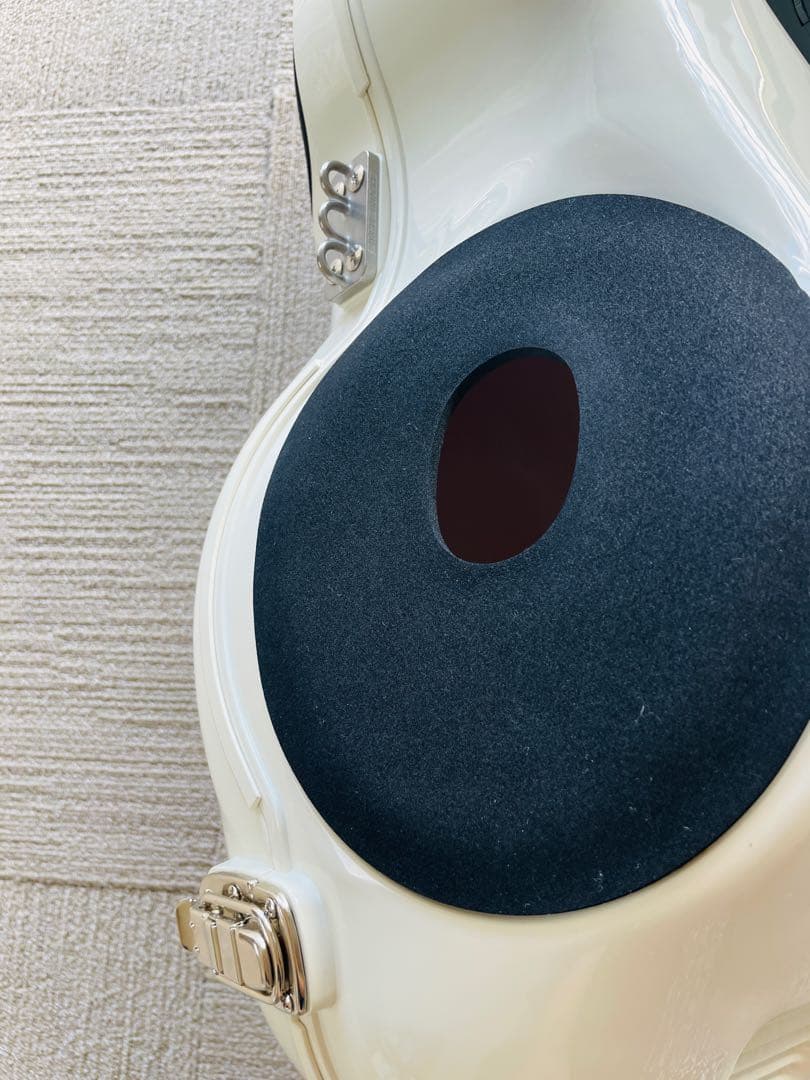 アルトサックス消音機、e-Sax (ホワイト)