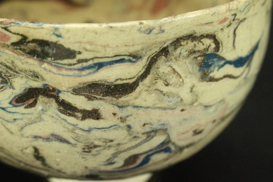 茶道具 唐九郎作 練込茶碗 「銘 雅静」 仕覆付 共箱(メ1465)