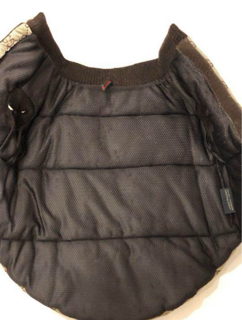 GUCCI 犬服　ダウン中綿