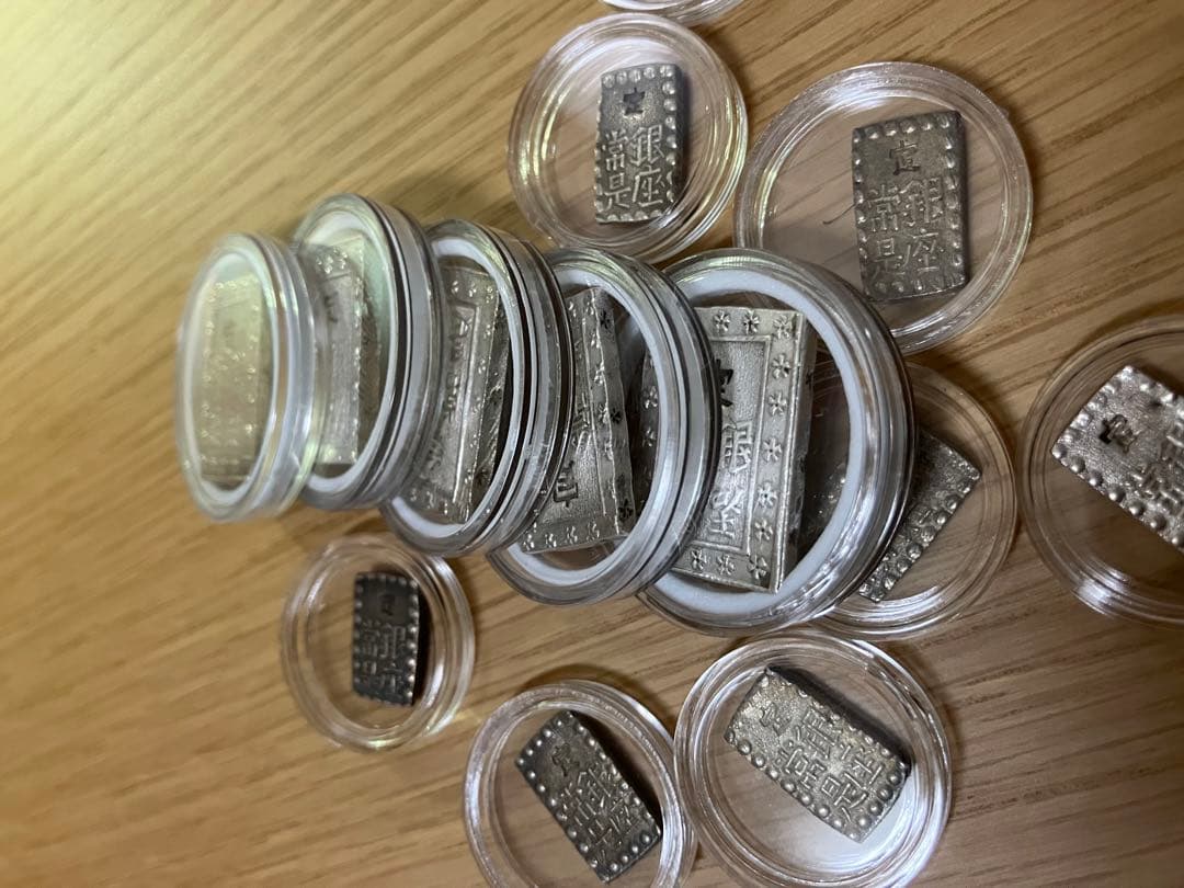 一分銀　一朱銀