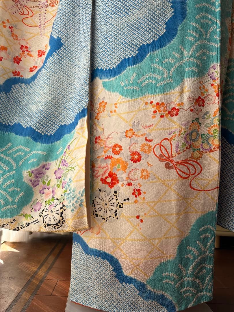 振袖フルセット 空色スカイブルー×白 総絞り 金駒刺繍