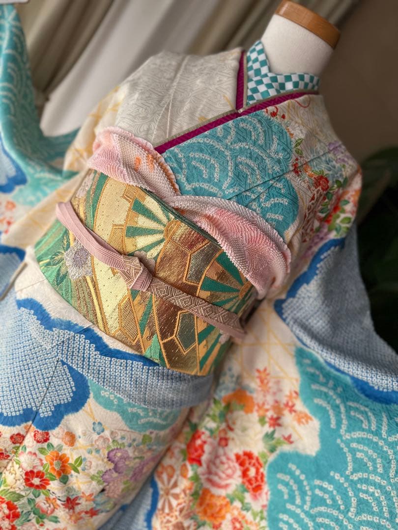 振袖フルセット 空色スカイブルー×白 総絞り 金駒刺繍