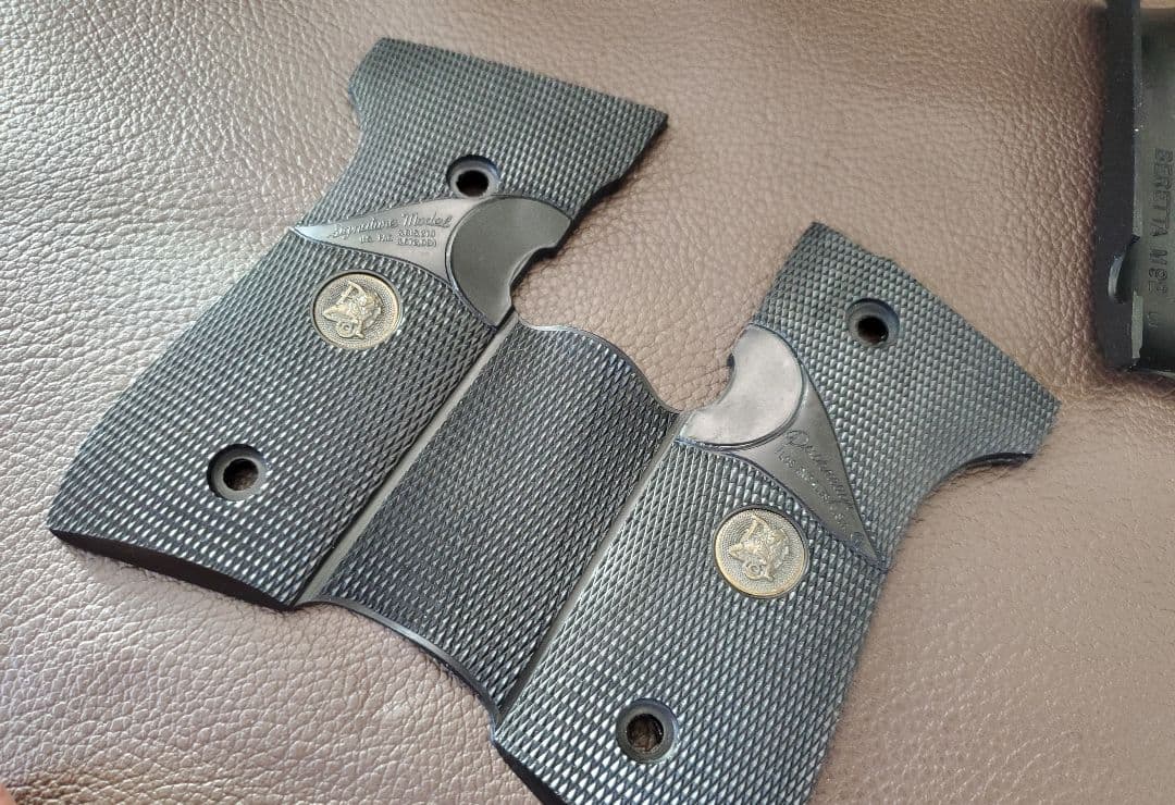 パックマイヤー 　ベレッタ92FS 用 グリップ　クライムハンター後期型美品