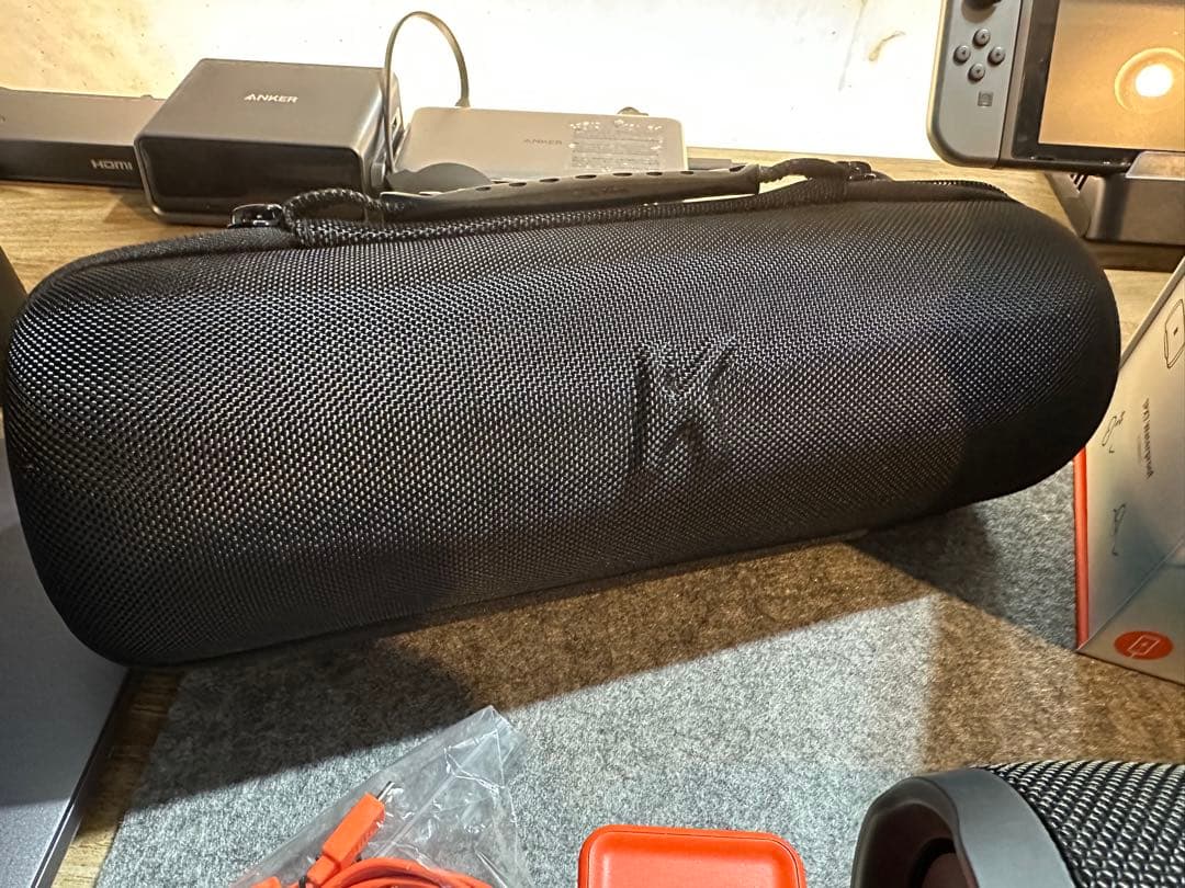 【美品】JBL CHARGE3 付属品、ケース付