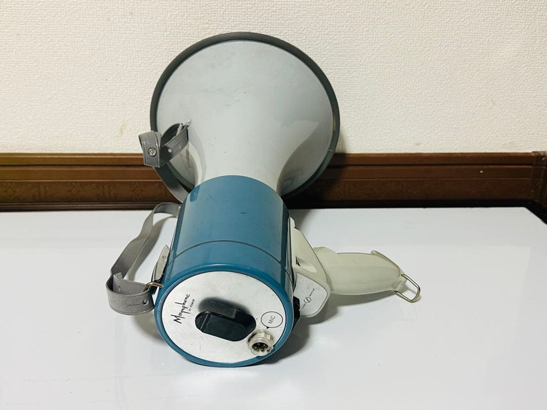 円錐形拡声器 グレーと青TRM-66A