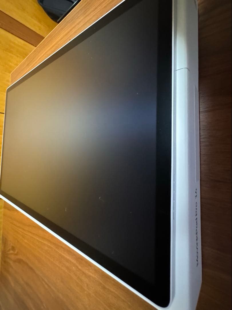 Wacom MovinkPad Pro 14 カバー付き