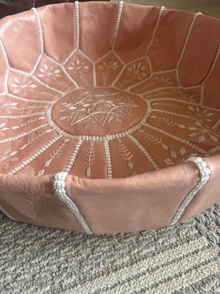 未使用♪ モロッコ 本革 プフ プーフ スツール オットマン　ピンク