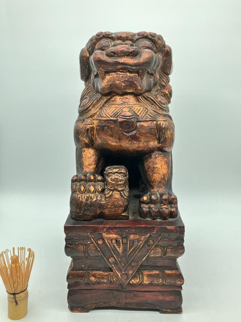 時代木製獅子　狛犬　一対　高さ：約４４ｃｍ　木彫り