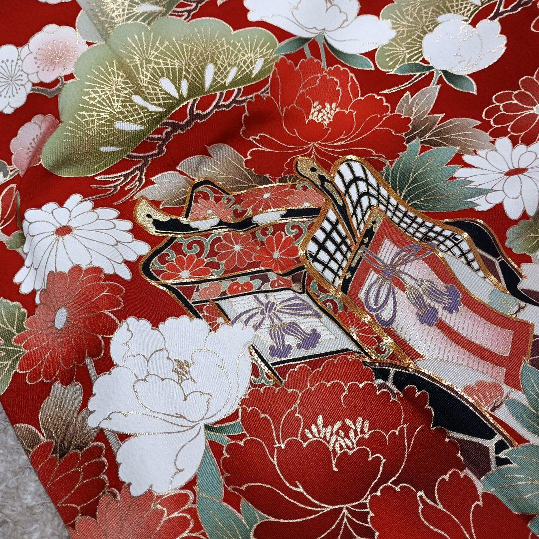 華やかな赤い振袖今だけ9000円！