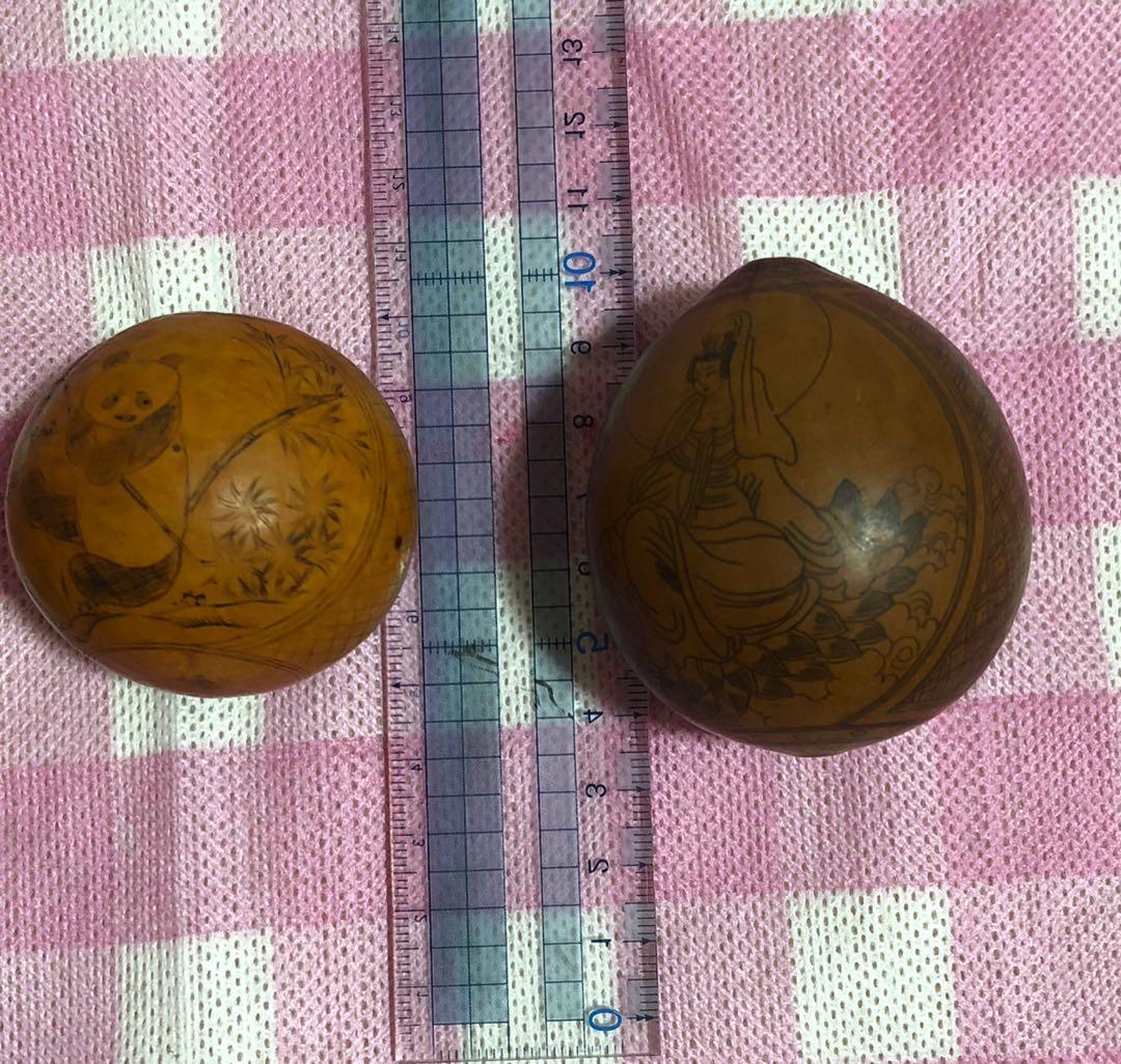 ひょうたん雕り工芸品2点