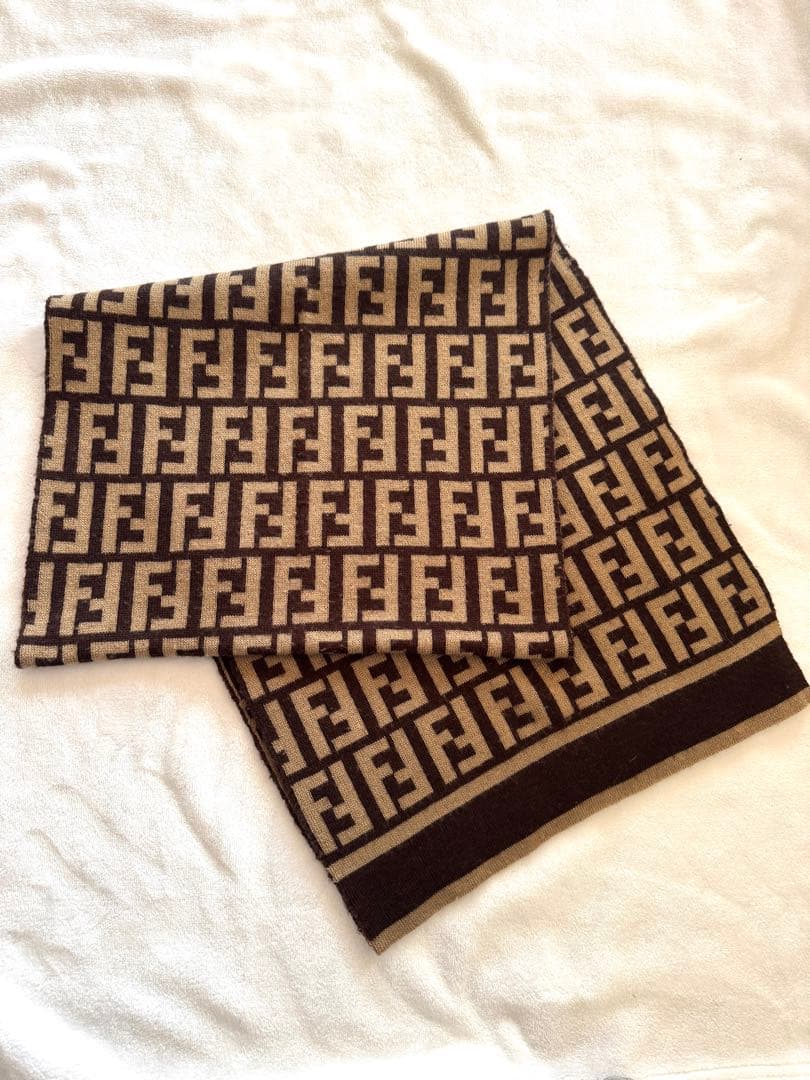 FENDI ズッカ マフラー