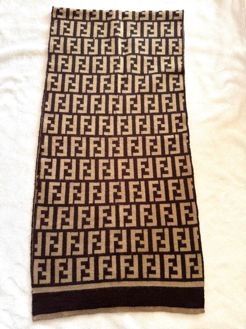 FENDI ズッカ マフラー