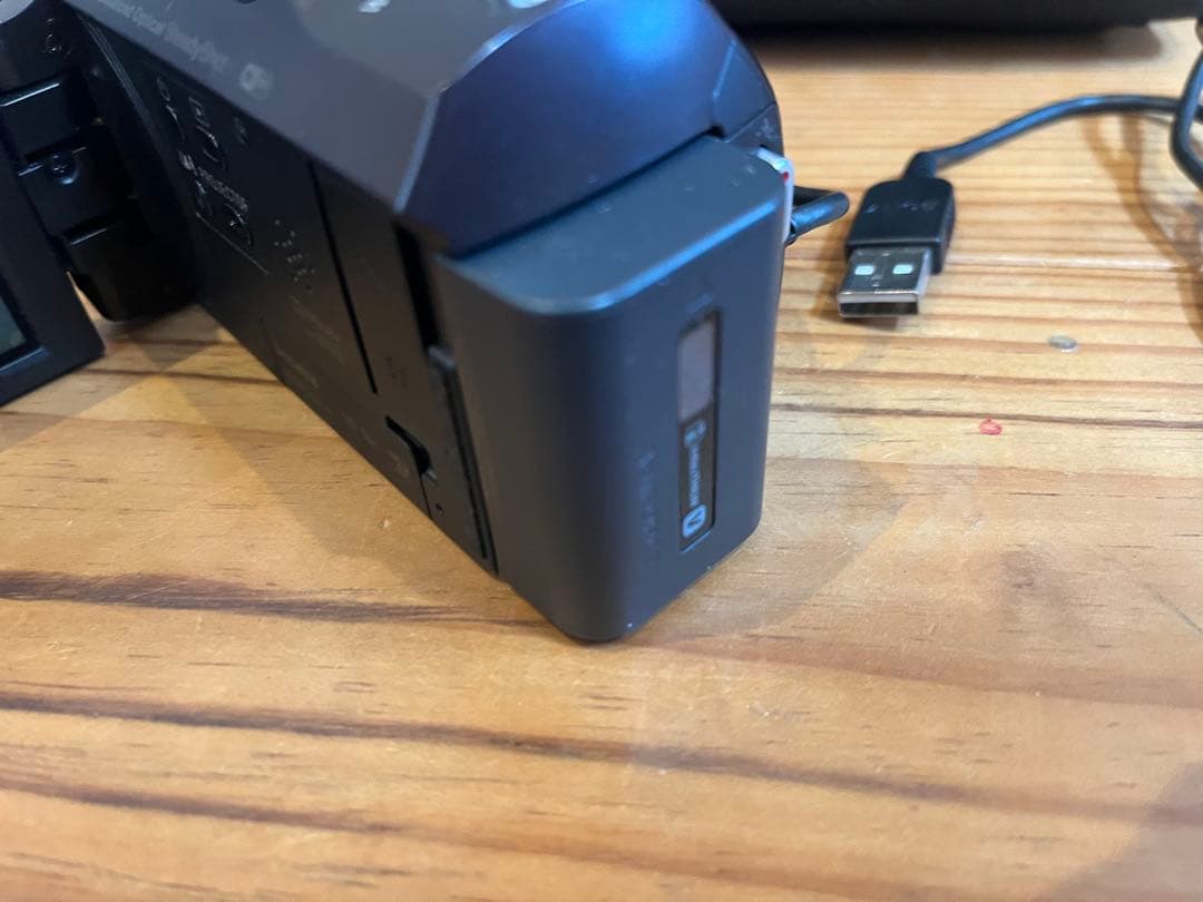 ゆ*み様 【動作確認済】SONY ハンディカム 2016年モデル（HDR-PJ6