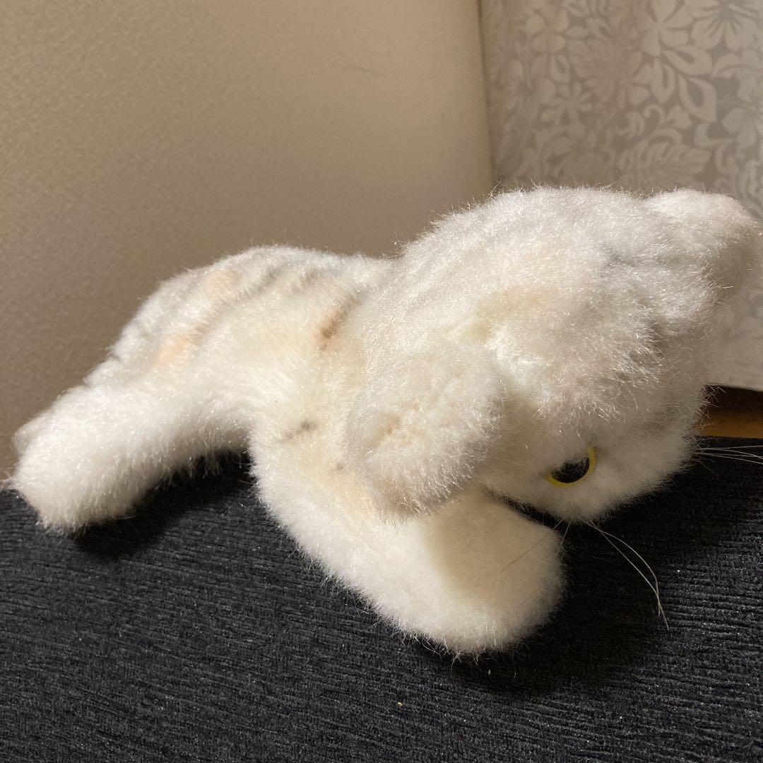 レトロ　希少　ぬいぐるみ　ネコ　とら　動物のあかちゃん　ペット　可愛い　リアル