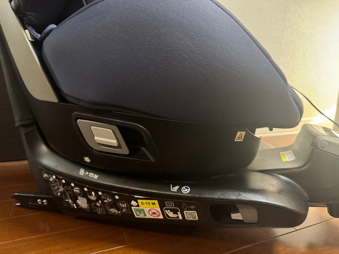 RECARO チャイルドシート ネイビー