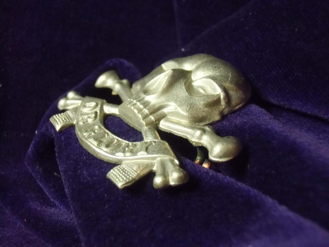 ＧＢイギリス軍/英軍＊髑髏/第１７＆第２１騎兵連隊帽章/ベレー章（実物）