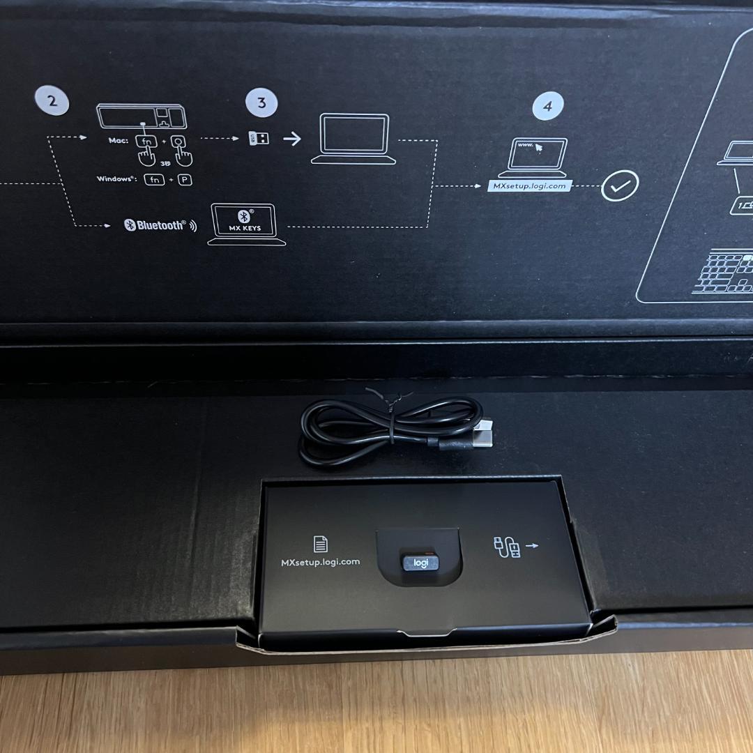 ロジクール Logicool KX800 MX Keys キーボード テンキー