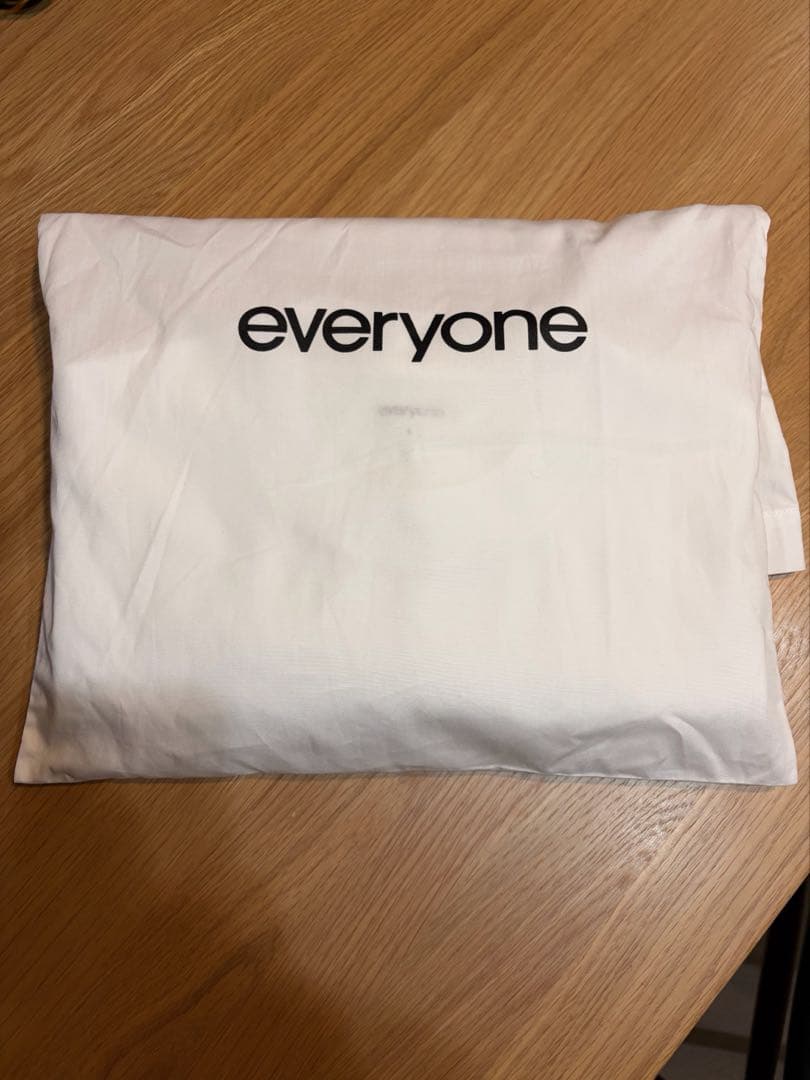 【新品未使用】everyone ホワイト Tシャツ 3P（2枚のみ）