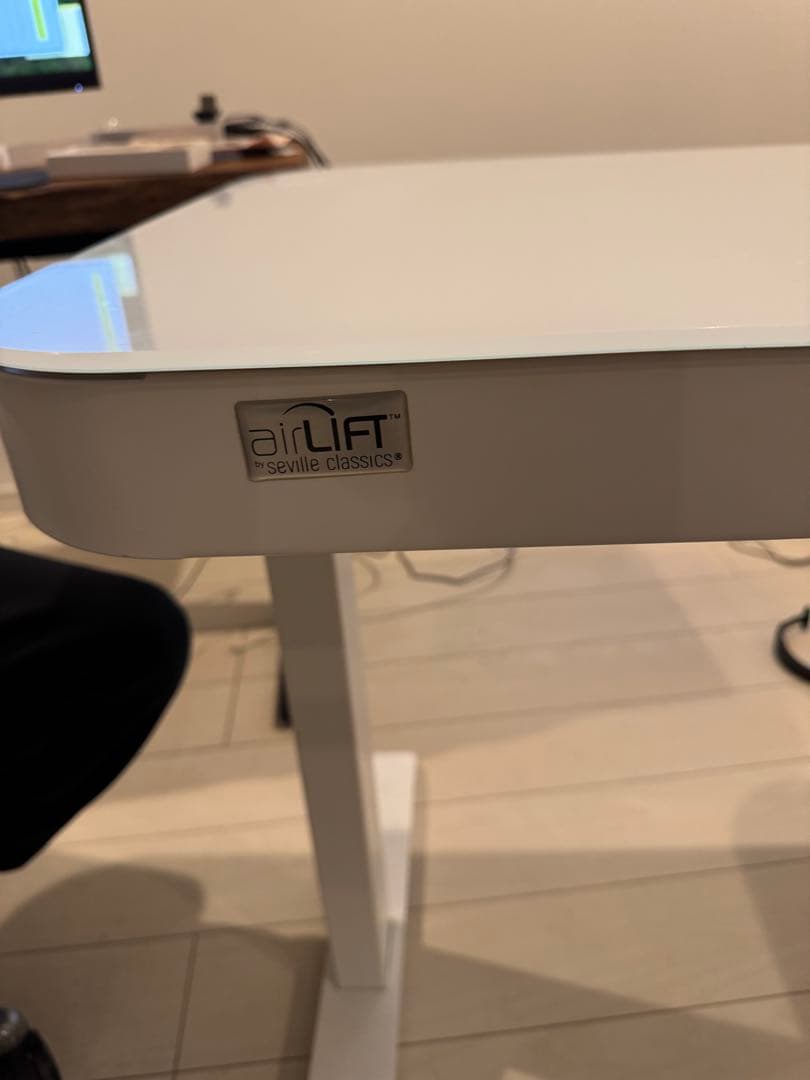 airLIFT 電動昇降デスク ホワイト