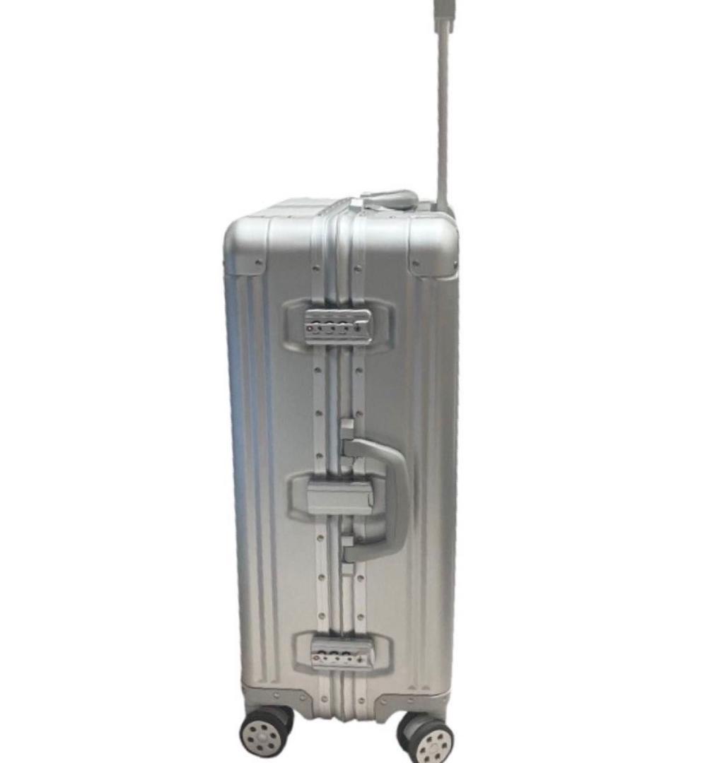 メルセデスベンツ スーツケース キャリーケース 65L TSAロック シルバー